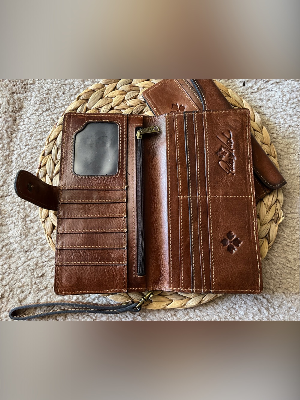 Patricia Nash Valentia Snap 2-in-1 Leather Wallet Wristlet - Picture 6 of 9